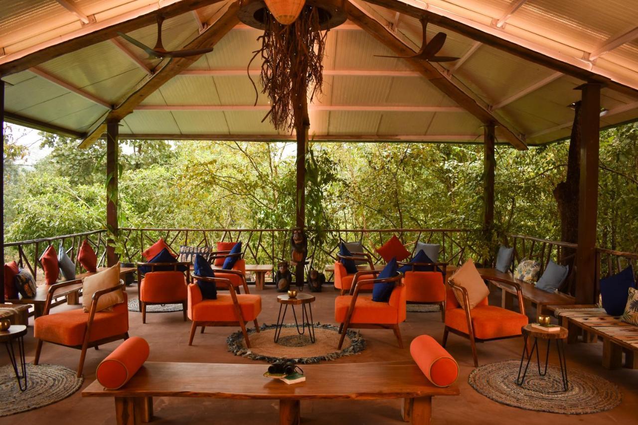 Kanha Jungle Camp Экстерьер фото