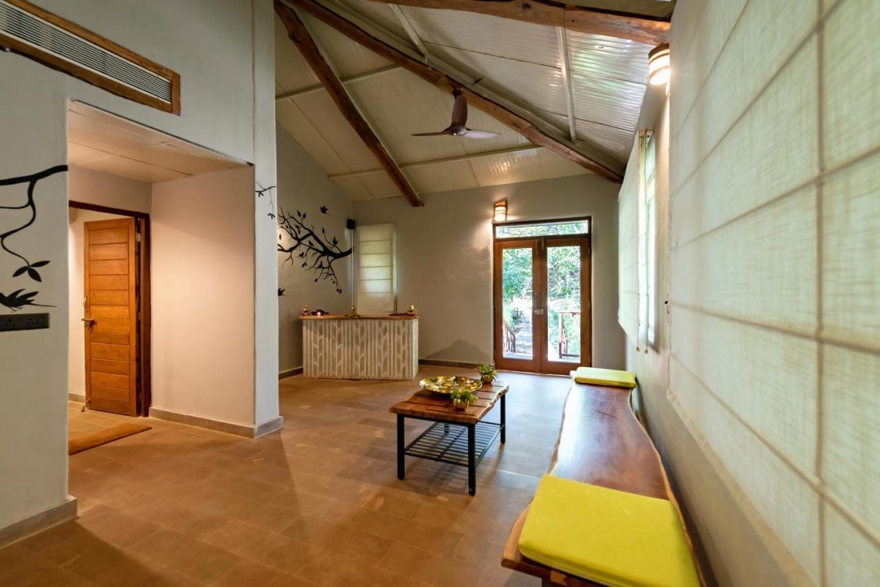 Kanha Jungle Camp Экстерьер фото