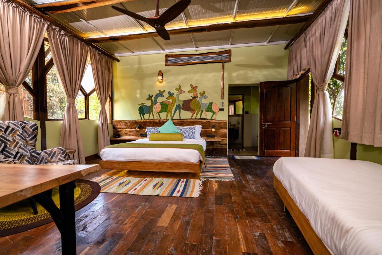Kanha Jungle Camp Экстерьер фото
