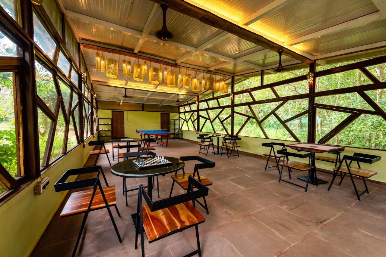 Kanha Jungle Camp Экстерьер фото