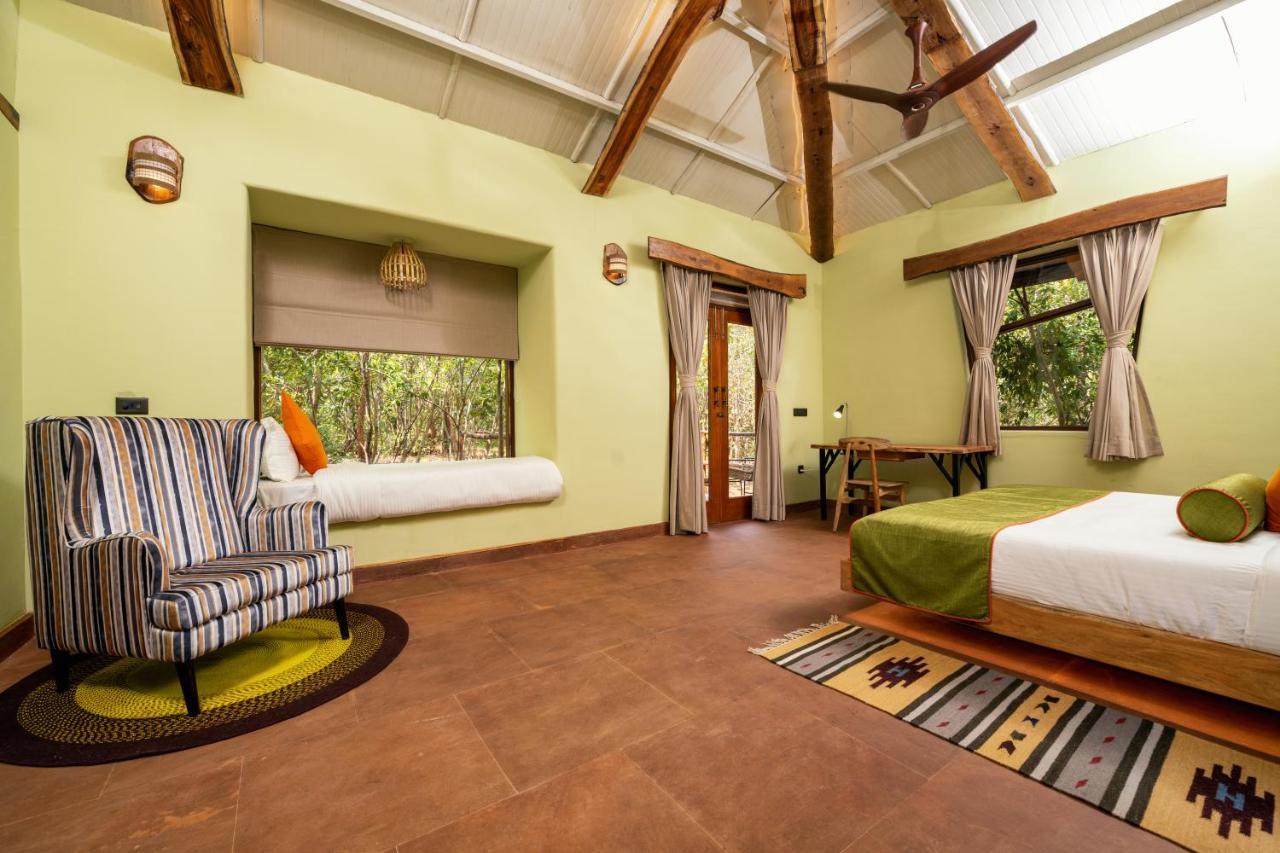 Kanha Jungle Camp Экстерьер фото